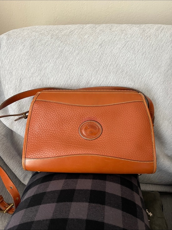 Dooney & Bourke Handbags - Dooney & Bourke Chestnut Brown Pebbled Leather Crossbody